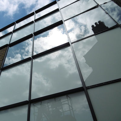 ODM Aluminum Curtain Walls Fireproof Relective Tempered Glass